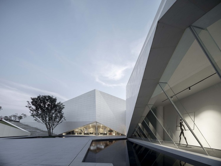 現代展館建筑設計